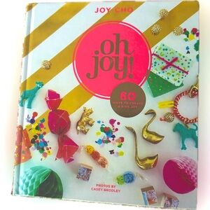 💥 Brand New 💥  Colorful Craft Home Decor Projects Book